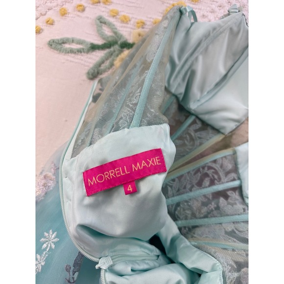 Morrell Maxie Size 4 Aqua White Floral Lace Off Shoulder Formal Gown - Picture 3 of 16